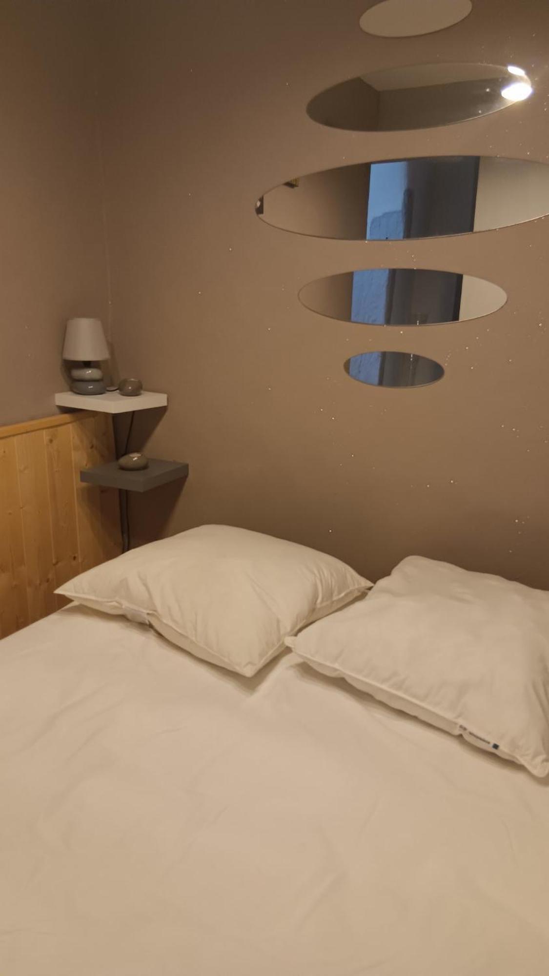 Appartement Pour 4 Personnes Dans Une Rue Tres Calme Saint-Laurent-le-Minier المظهر الخارجي الصورة