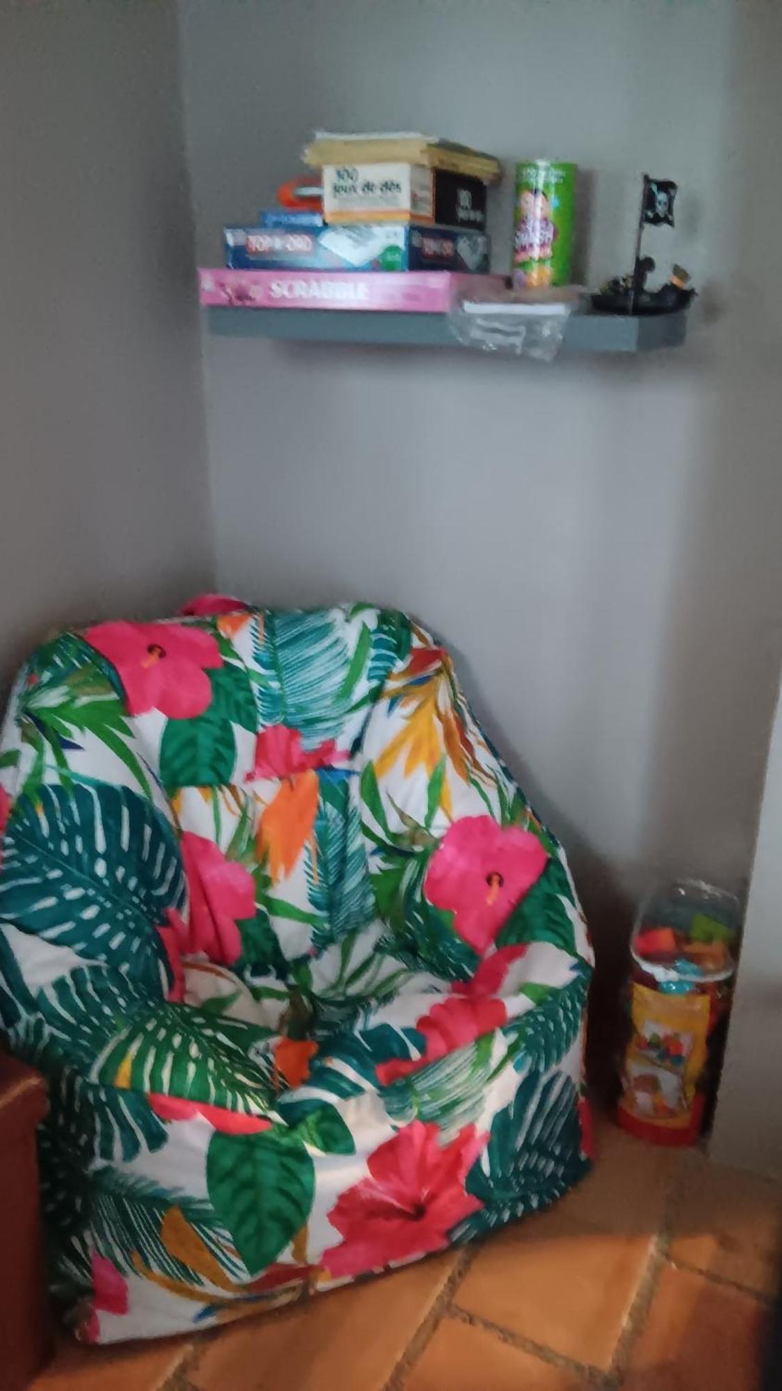 Appartement Pour 4 Personnes Dans Une Rue Tres Calme Saint-Laurent-le-Minier المظهر الخارجي الصورة
